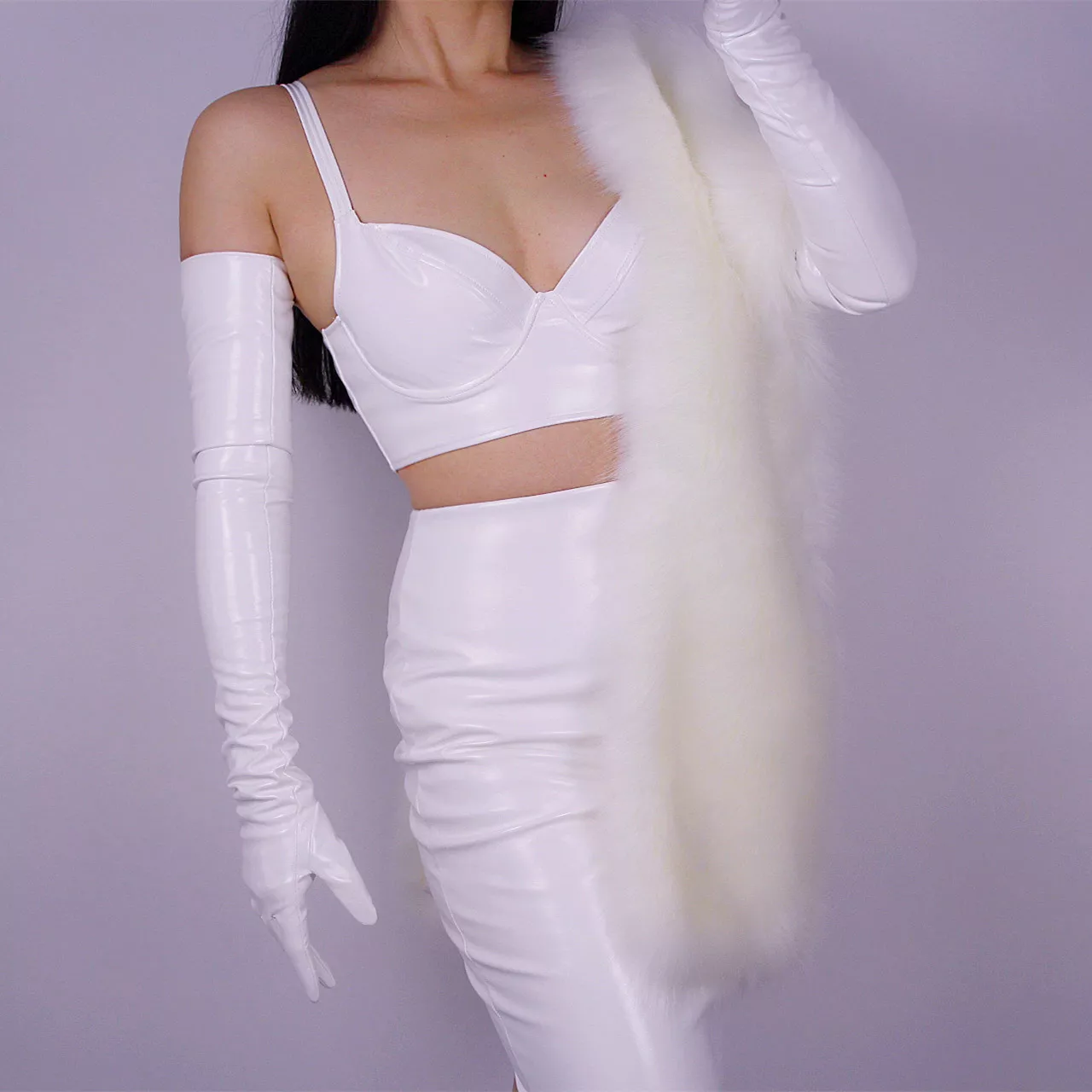 White Long Leather GLOVES 70cm - Patent Leather Shine recension och pris